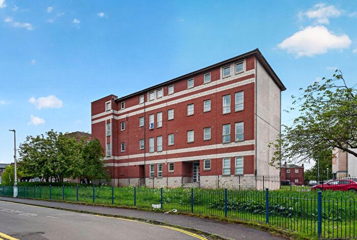 2 Bedroom Flat For Sale In Flat Alexander Drive, Edinburgh, EH11