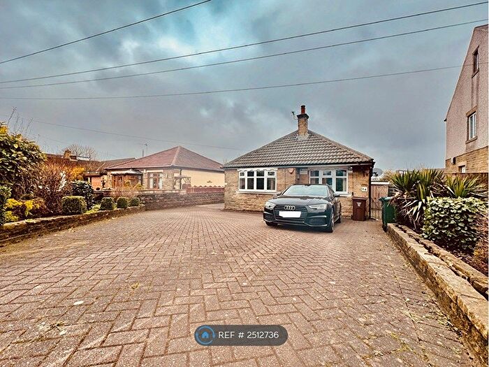 3 Bedroom Bungalow To Rent In Rooley Avenue, Bradford, BD6