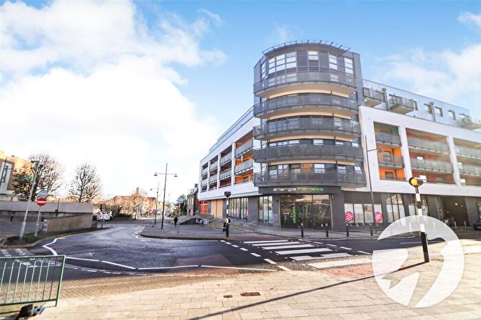 2 Bedroom Flat For Sale In Erith High Street, Erith, DA8