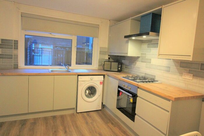2 Bedroom Maisonette To Rent In Dawson Walk, Preston PR1