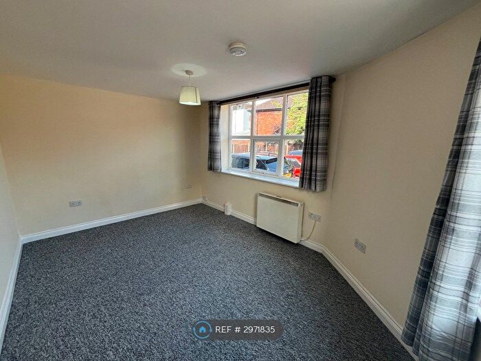 1 Bedroom Flat To Rent In Birkin St, Bristol, BS2