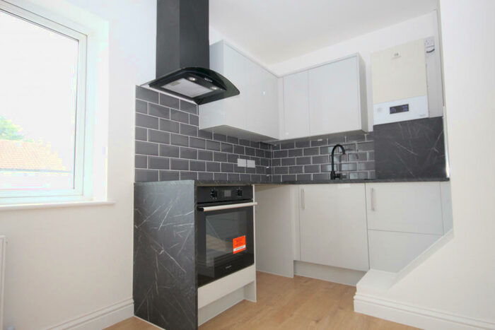 1 Bedroom Maisonette To Rent In The Bye Way, Harrow, Middlesex, HA3