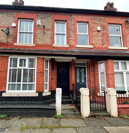 2 Bedroom House To Rent In Kingshill Road, Chorlton, M21