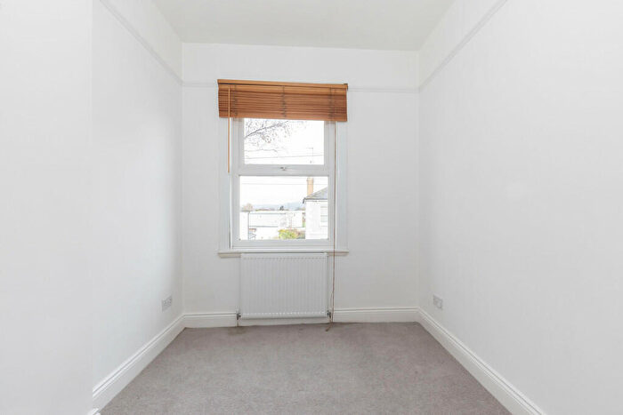 2 Bedroom Apartment To Rent In Kings Road, Cheltenham, GL52