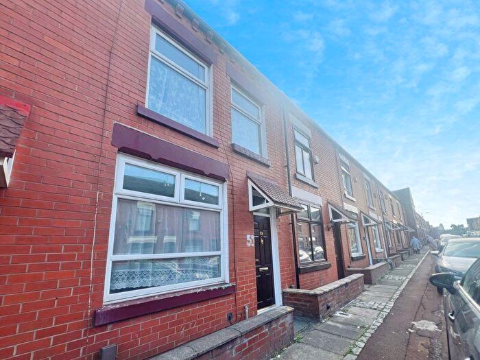 3 Bedroom Terraced House To Rent In Beaconsfield Street, Deane, Bolton, BL3