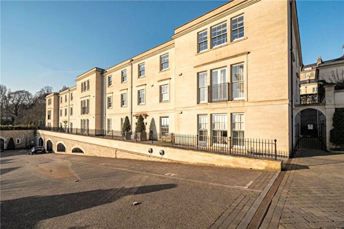 2 Bedroom Apartment To Rent In Lansdown Road, Bath, Somerset, BA1