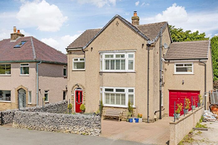 5 Bedroom Detached House For Sale In Burlow Road, Buxton, SK17