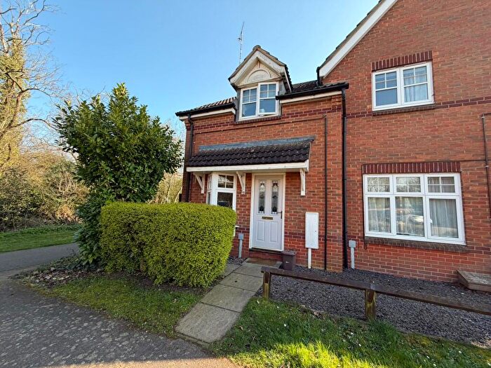 2 Bedroom End Of Terrace House For Sale In Harrow Lane Daventry Northamptonshire, NN11