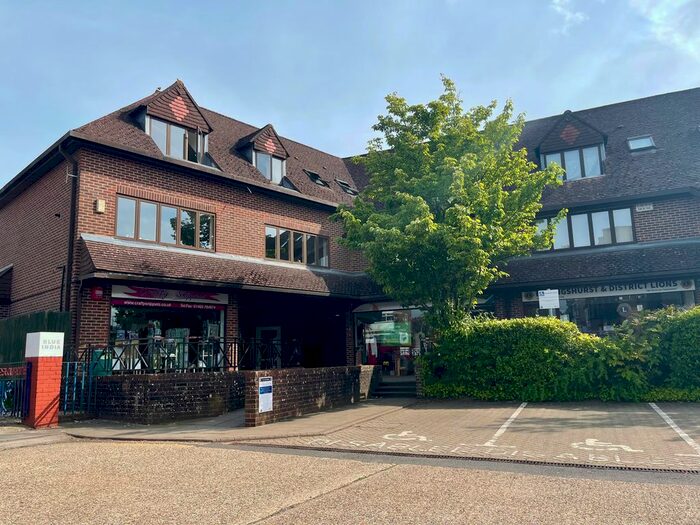 1 Bedroom Flat To Rent In Jengers Mead, Billingshurst, RH14