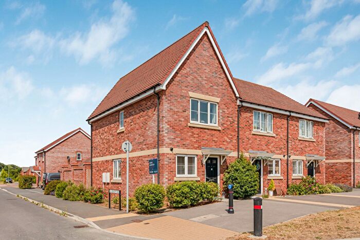 2 Bedroom End Of Terrace House For Sale In Kingside, Grove, Wantage, OX12
