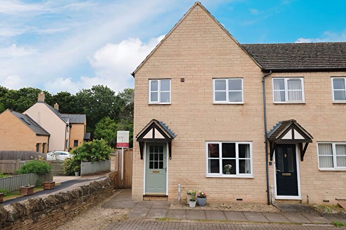 2 Bedroom Semi-Detached House For Sale In Slatters Court, Long Hanborough, Witney, OX29