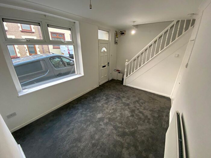 3 Bedroom Terraced House To Rent In Mostyn Street, Aberdare, CF44