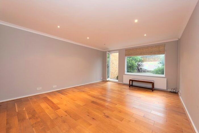 2 Bedroom Terraced House To Rent In Findon Close, London, SW18