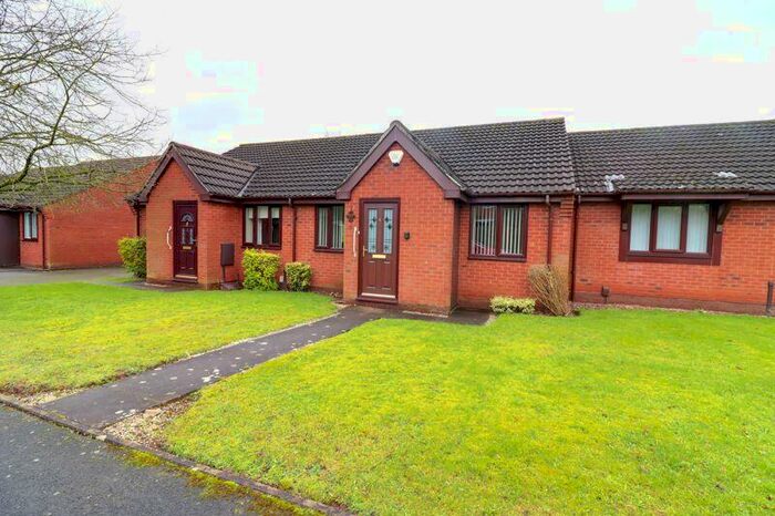 2 Bedroom Bungalow For Sale In Lilleshall Way, Western Downs, Staffordshire, ST17