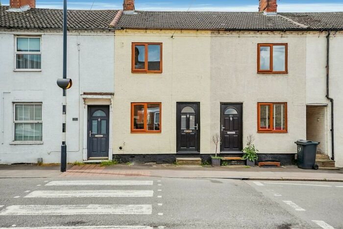 2 Bedroom House To Rent In Wing Road, Leighton Buzzard, LU7