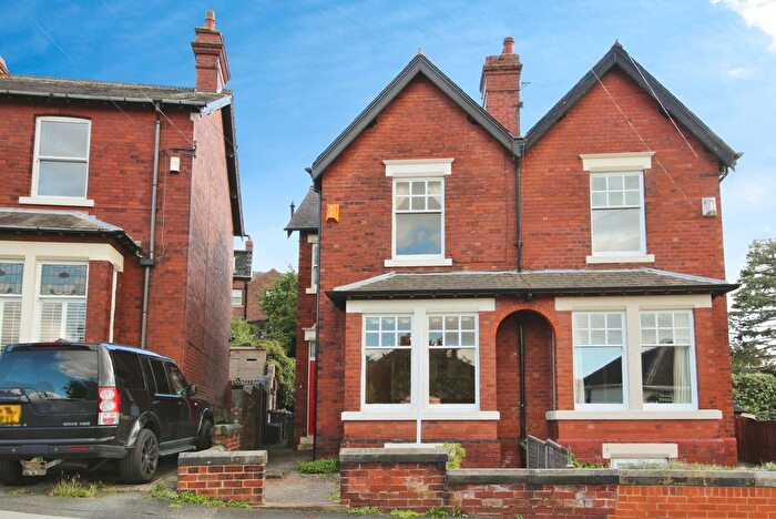 3 Bedroom Semi-Detached House For Sale In St. Johns Mount, Wakefield, West Yorkshire, WF1
