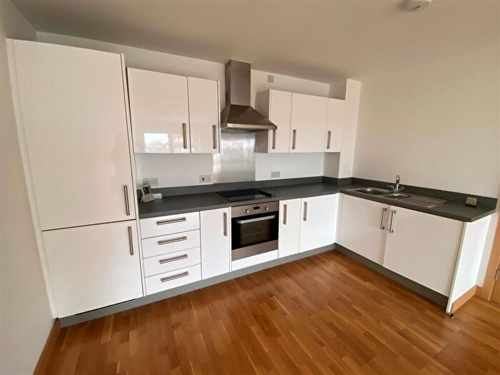 1 Bedroom Flat To Rent In Cherrydown East, Basildon, SS16