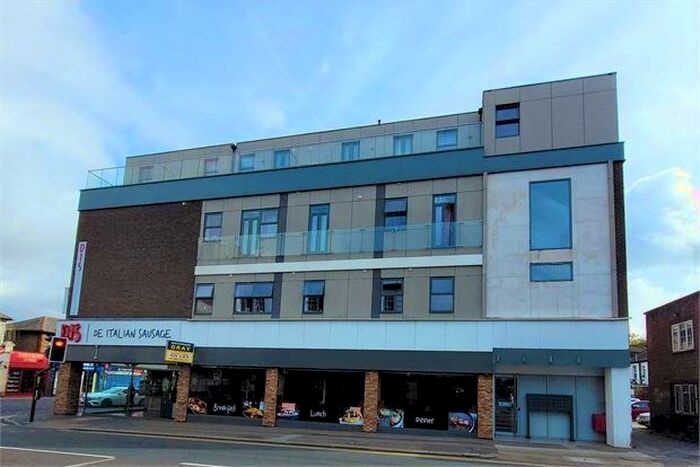 2 Bedroom Apartment To Rent In Chichester Road, Southend On Sea, Southend On Sea, SS1