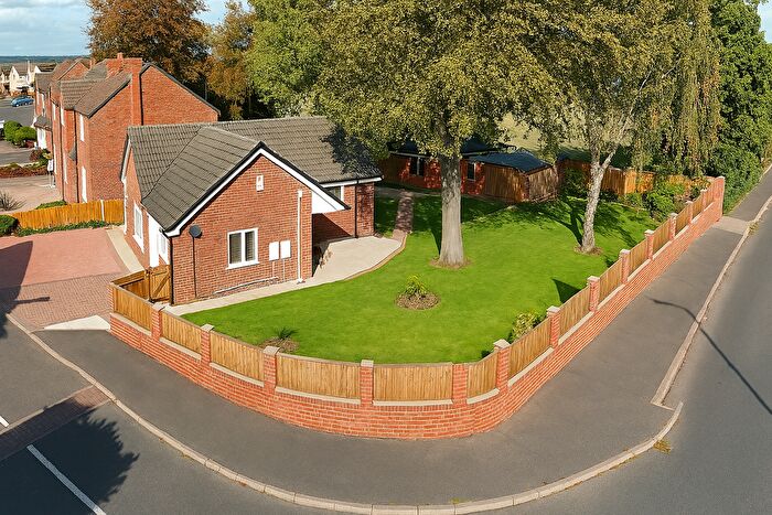 2 Bedroom Detached Bungalow For Sale In The Chestnuts, Pontefract, WF8