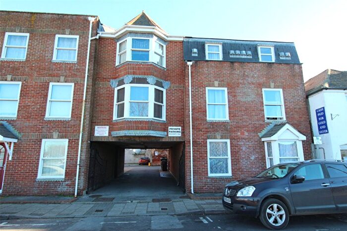 2 Bedroom Flat To Rent In Swannery View, Park Street, Weymouth, Dorset, DT4