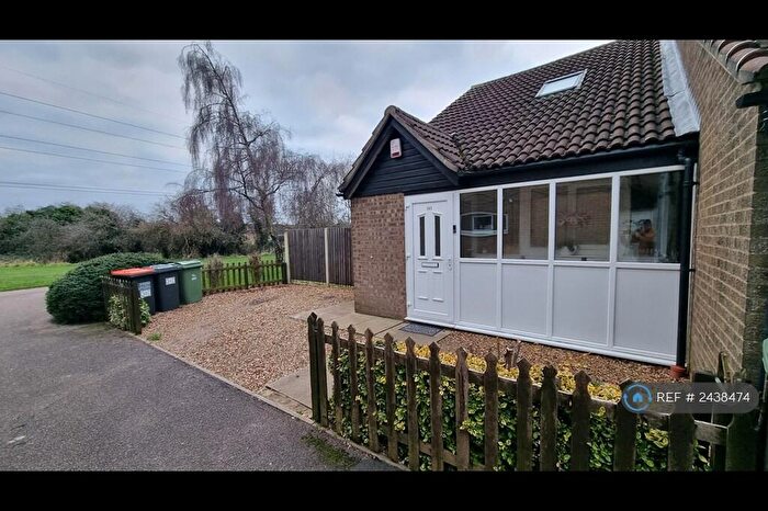 2 Bedroom End Of Terrace House To Rent In Conway Close, Houghton Regis, Dunstable, LU5