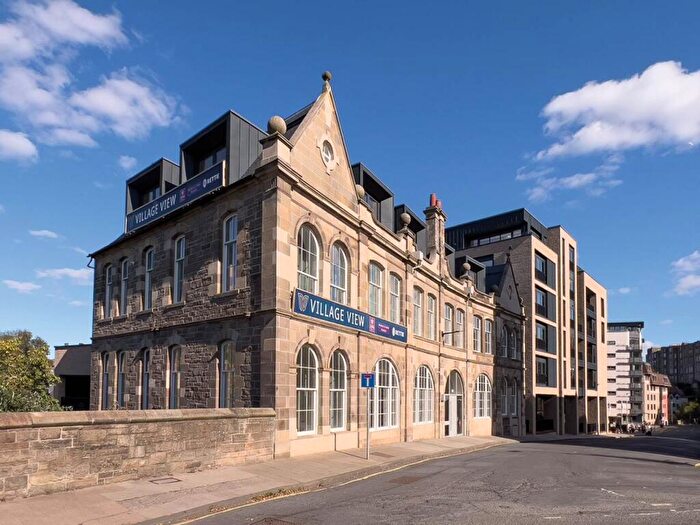 2 Bedroom Flat For Sale In A Belford Road, Edinburgh, EH4