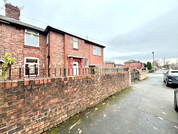 4 Bedroom Semi Detached House For Sale In Westbourne Road, Eccles, M30