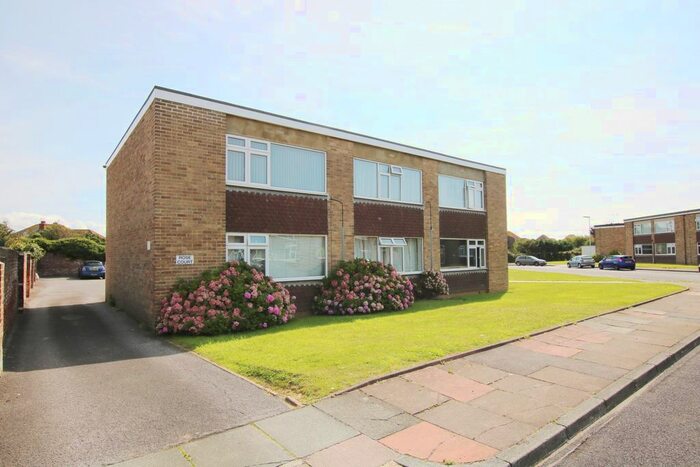 Studio To Rent In Seamill Park Crescent, Worthing, BN11