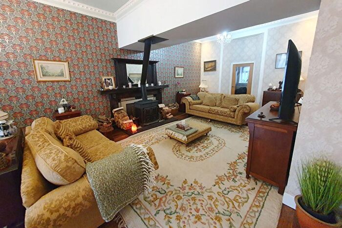 5 Bedroom Terraced House For Sale In , Garnock House, Aitken Street ...