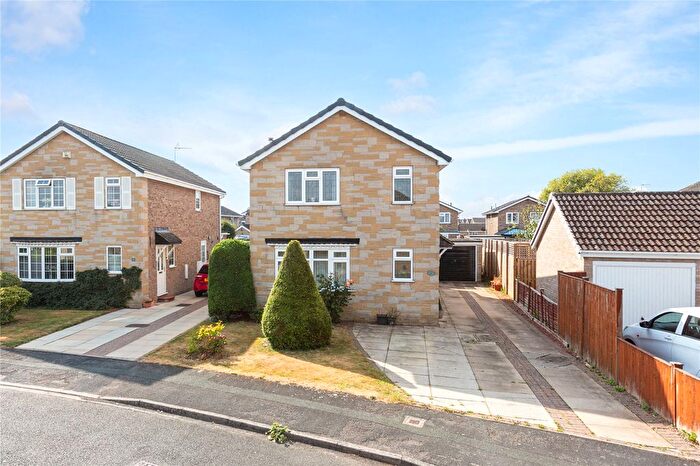 4 Bedroom Detached House For Sale In Stoop Close, Wigginton, York, North Yorkshire, YO32