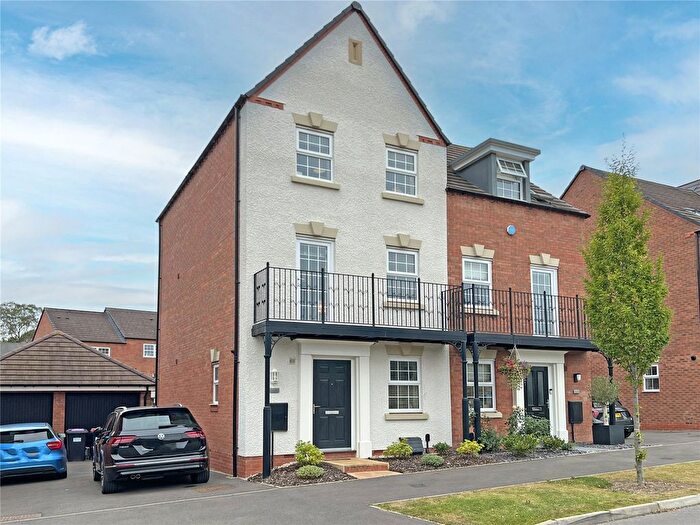 3 Bedroom Semi-detached House For Sale In Griffiths Avenue, Doseley, Telford, Shropshire, TF4