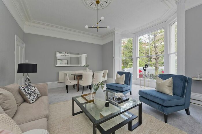 1 Bedroom Flat To Rent In Upper Addison Gardens, London, W14