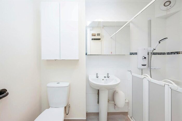 1 Bedroom Retirement Property To Rent In Cavendish Court, Recorder Road, Norwich, NR1