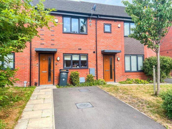 2 Bedroom Terraced House To Rent In Daisy Street, Salford, M6