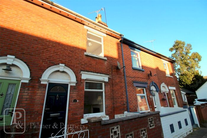 2 Bedroom Terraced House To Rent In Lucas Road, Colchester, Essex, CO2