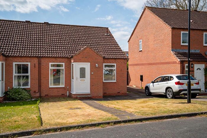 2 Bedroom Bungalow For Sale In Riverside Close, Elvington, York, YO41