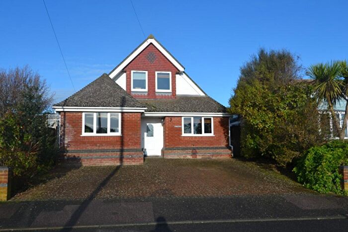 4 Bedroom Detached Bungalow For Sale In Kingsdown, Deal, CT14