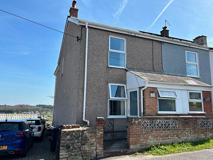 2 Bedroom End Of Terrace House For Sale In The Hollow, Drybrook, GL17