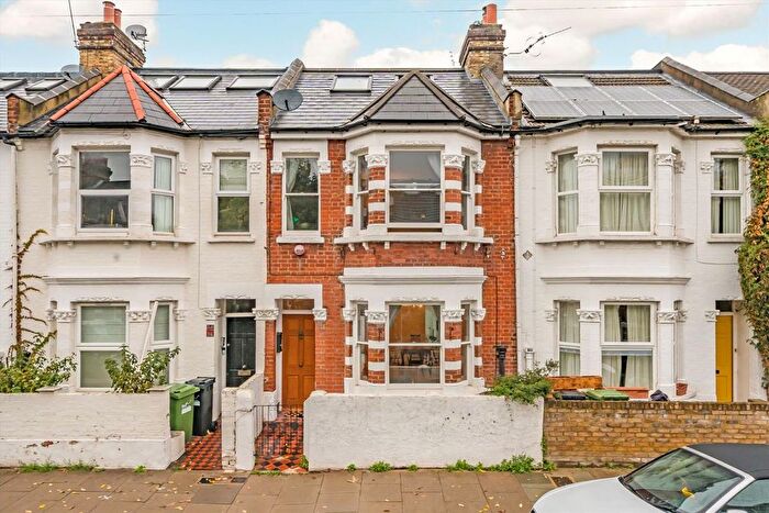 4 Bedroom Terraced House For Sale In Crabtree Lane, Fulham, SW6