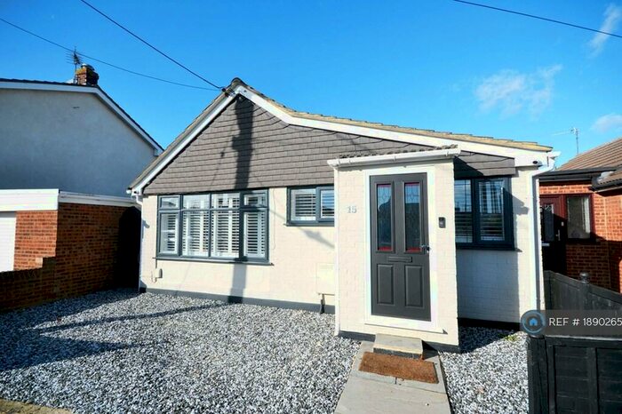 2 Bedroom Bungalow To Rent In Spanbeek Road, Canvey Island, SS8