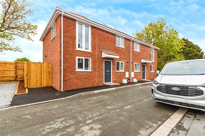 3 Bedroom Semi-Detached House For Sale In Oldmead Walk, Bristol, BS13