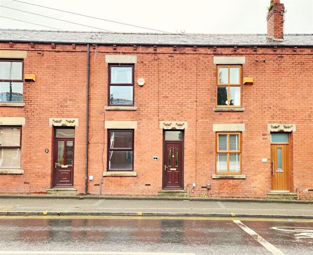 2 Bedroom Terraced House To Rent In Wigan Road, Westhoughton, Bolton, BL5
