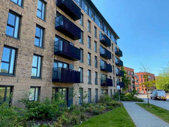 2 Bedroom Apartment To Rent In Bell Barn Road, Birmingham, B15