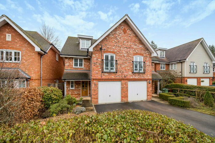 4 Bedroom Property To Rent In Shiplake Bottom, Peppard Common, Henley-On-Thames, Oxfordshire, RG9
