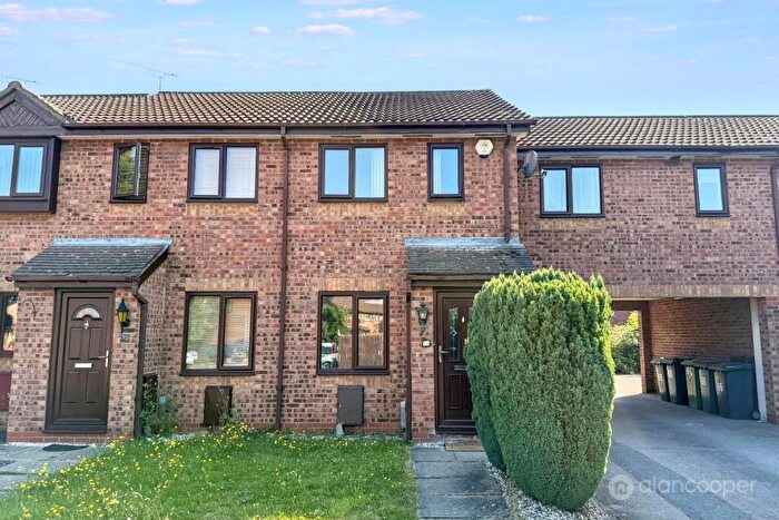 2 Bedroom Terraced House For Sale In Kenilworth Drive, Weavers Green, Nuneaton, CV11