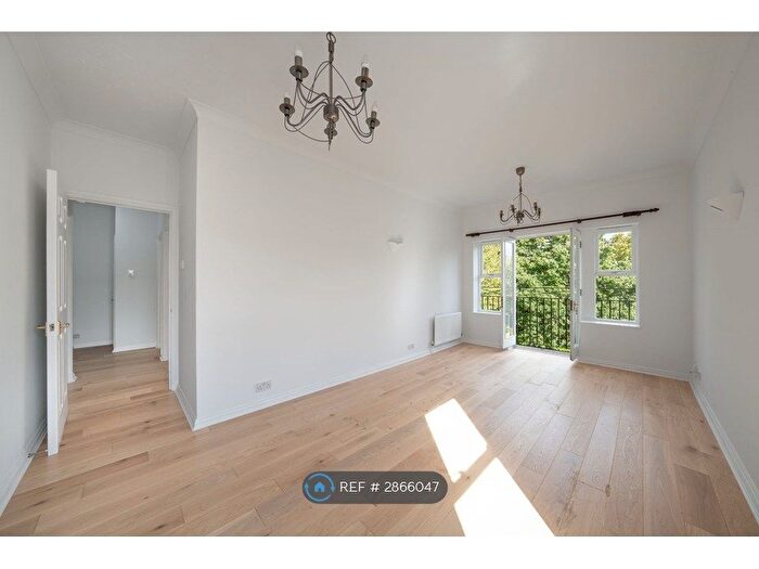 2 Bedroom Flat To Rent In St Annes Court, London, NW6