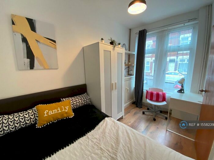 3 Bedroom Terraced House To Rent In Skipworth Street, Leicester, LE2