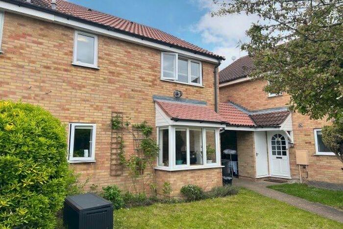 1 Bedroom Property To Rent In The Sycamores, Cambridge, CB24