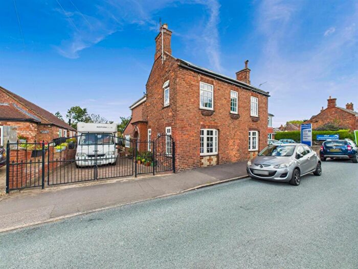 4 Bedroom Detached House For Sale In Keeling Street, North Somercotes, Louth, LN11