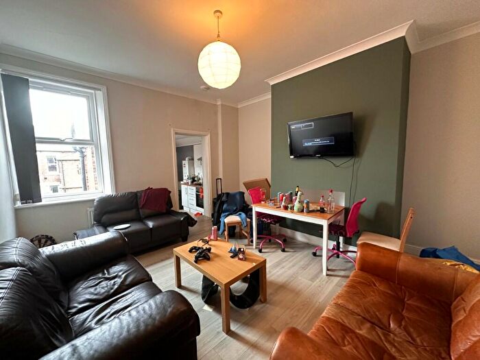 3 Bedroom Maisonette To Rent In Bayswater Road, Newcastle Upon Tyne, NE2